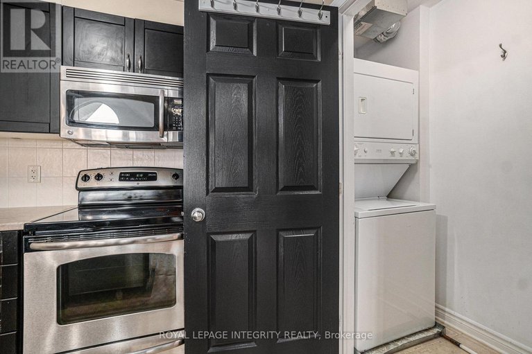 28655113/759-cedar-creek-drive/blossom-parkkemp-parkfindlay-creek/ottawa/ontario/K1T0B3_9