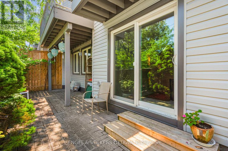 28776813/b-183-cumberland-street/lower-townbyward-market/ottawa/ontario/K1N7H2_38