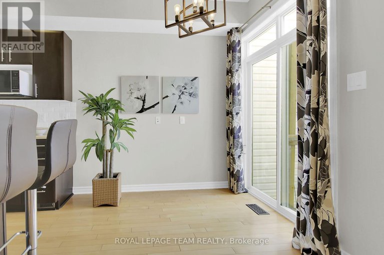 28564570/239-waymark-crescent/bridlewood/ottawa/ontario/K2M0A6_20