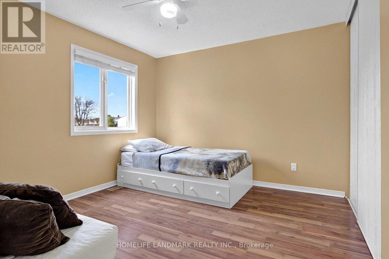 28322387/1856-sunland-drive/fallingbrookgardenway-south/ottawa/ontario/K4A3S8_27