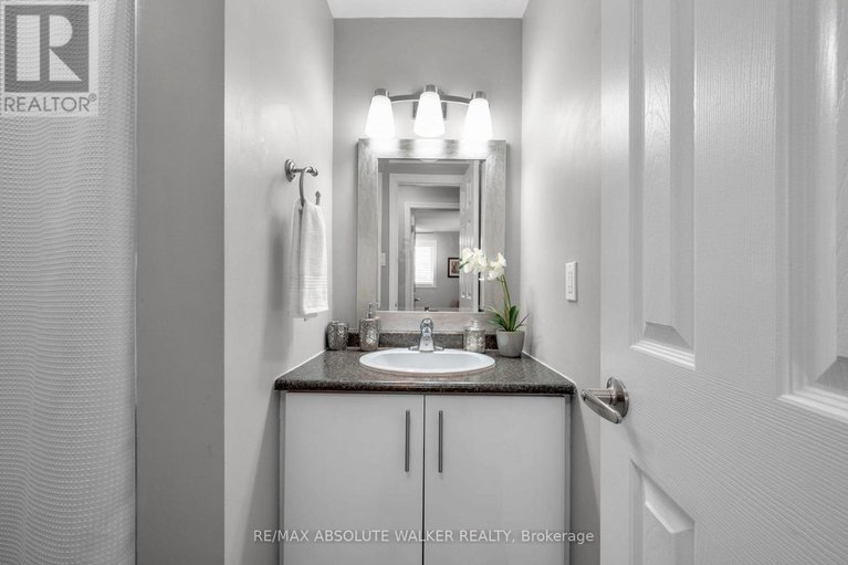 29651248/38b-782-st-andre-drive/hiawatha-parkconvent-glen/ottawa/ontario/K1C4R7_42