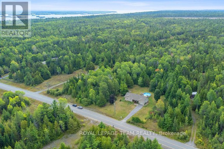 28819602/299-golf-club-road/mcnabbraeside-twps/mcnabbraeside/ontario/K0A1G0_2