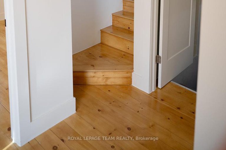 29283027/405-barnes-street/kemptville/north-grenville/ontario/K0G1J0_17