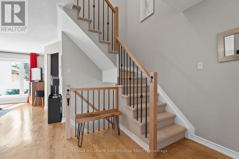 28791611/763-hancock-crescent/fallingbrookridgemount/ottawa/ontario/K4A3N1_7