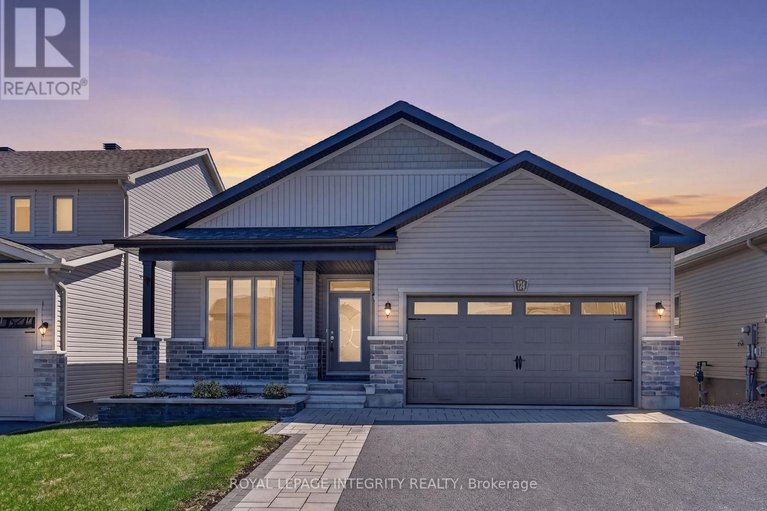 29648625/724-parade-drive/stittsville-south/ottawa/ontario/K2S0Z4_1