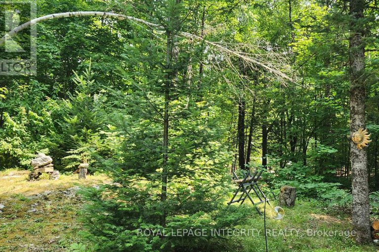 28709276/356-bow-lake-lane/lanark-highlands-lanark-twp/lanark-highlands/ontario/K0G1K0_11