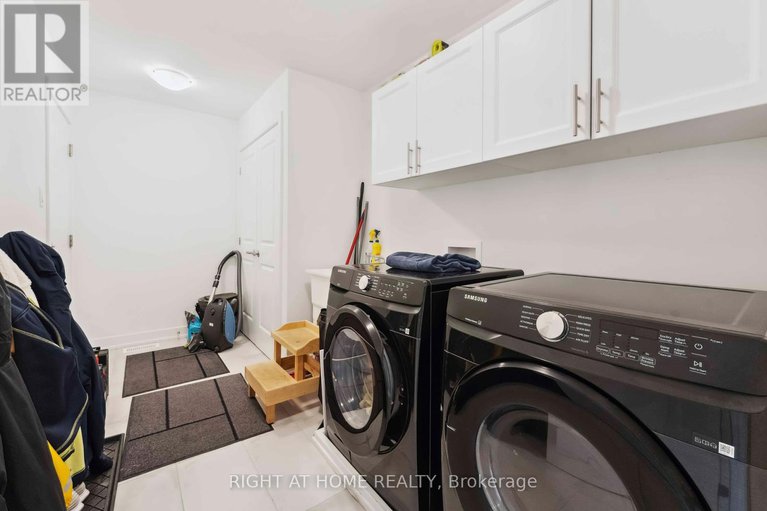 28616328/848-beckton-heights-s/stittsville-south/ottawa/ontario/K2S2X9_12