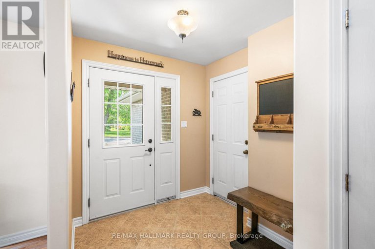 28597247/412-oxford-street-e/kemptville/north-grenville/ontario/K0G1J0_4