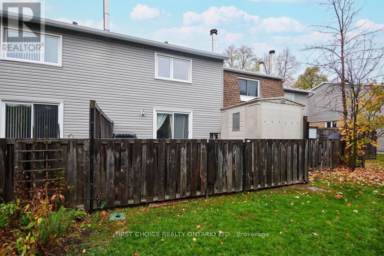 29056396/1771c-lamoureux-drive/queenswood-heights-south/ottawa/ontario/K1E2N5_30