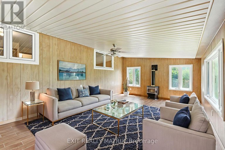 28718772/26-farmers-avenue/vankleek-hill/champlain/ontario/K0B1R0_18