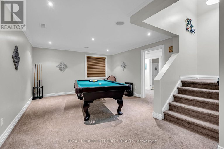 28641841/27-marchbrook-circle/rural-kanata-central/ottawa/ontario/K2W1A1_31