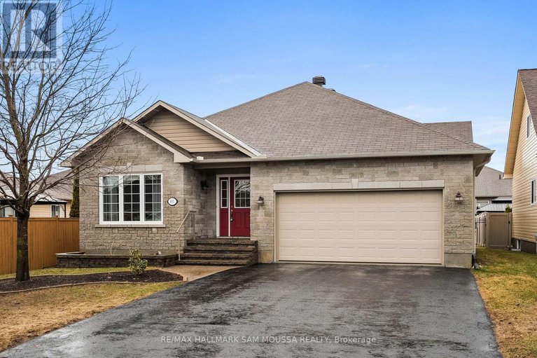 29614140/631-robert-hill-street/almonte/mississippi-mills/ontario/K0A1A0_2