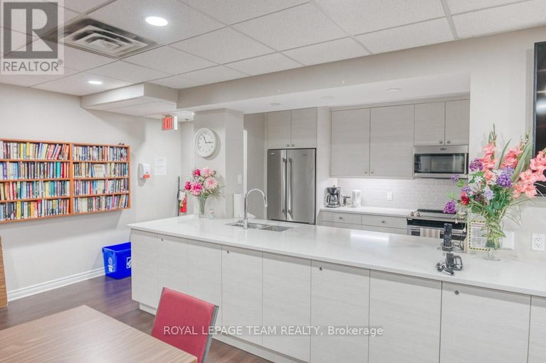 29676800/2201-1025-richmond-road/woodroffe/ottawa/ontario/K2B8G8_32