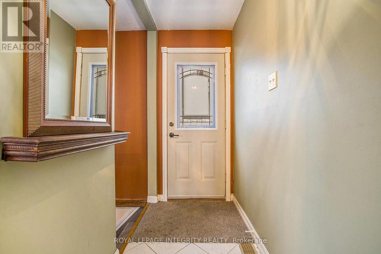 29122142/9-shouldice-crescent/glencairnhazeldean/ottawa/ontario/K2L1M8_2