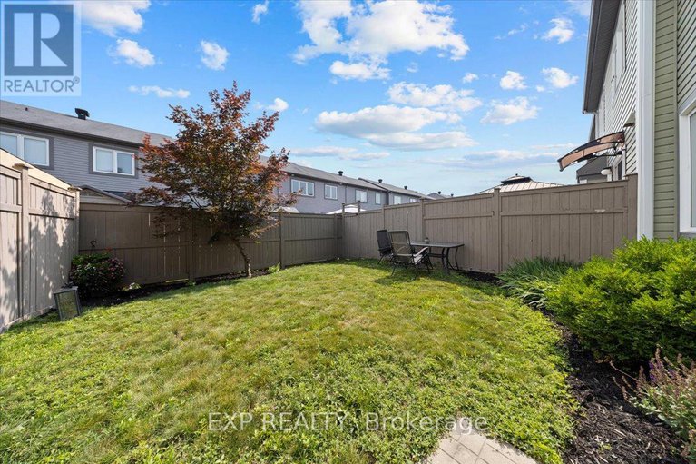 28613775/321-summer-sky-street/notting-hillsummerside/ottawa/ontario/K4A0V3_33