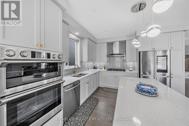 28815474/896-sendero-way/remainder-of-stittsville-area/ottawa/ontario/K2S2W8_23