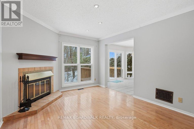 29379156/1707-des-perdrix-crescent/orleanssunridge/ottawa/ontario/K1C5E3_14