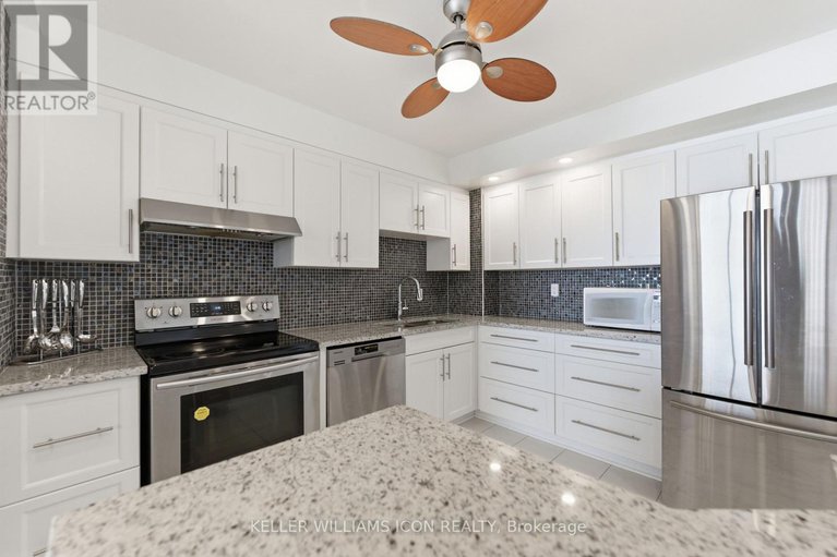 29399608/1011-2760-carousel-crescent/emerald-woodssawmill-creek/ottawa/ontario/K1T2N4_20