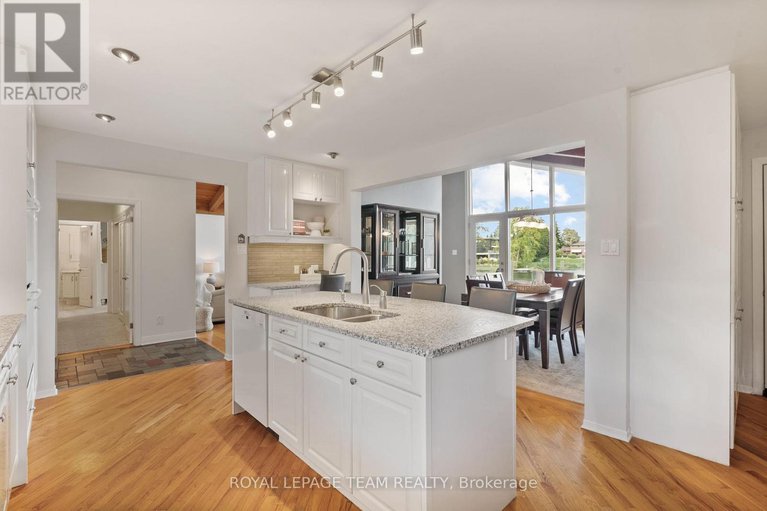 28820217/5409-riverside-crescent/manotick-long-island-nicholls-island/ottawa/ontario/K4M1H1_15