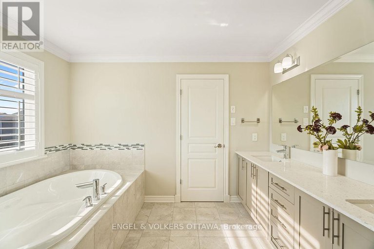 28966197/379-ardmore-street/riverside-southgloucester-glen/ottawa/ontario/K4M0C8_27
