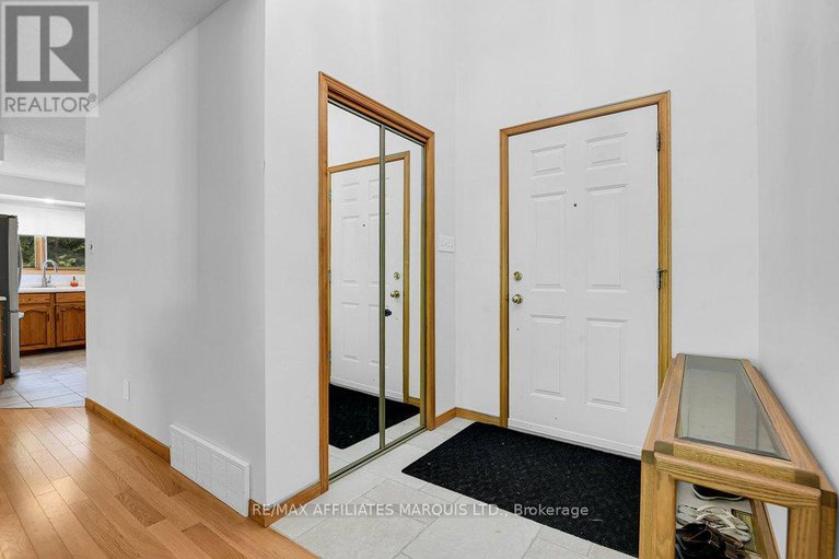 28766999/6711-gilmore-hill-road/south-glengarry-charlottenburgh-twp/south-glengarry/ontario/K6H7J3_23