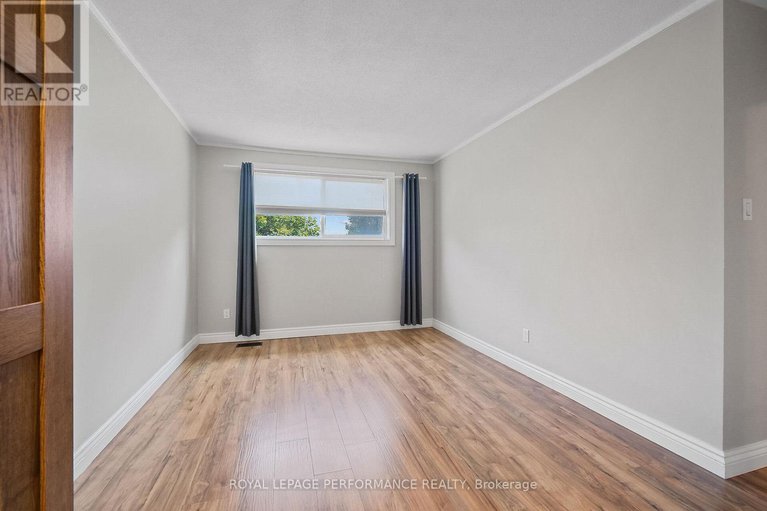 28853085/775-de-salaberry-street/beacon-hill-north/ottawa/ontario/K1J6Y5_17