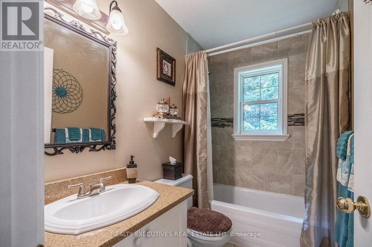 28585134/3306-carman-road/south-dundas-matilda-twp/south-dundas/ontario/K0E1W0_22