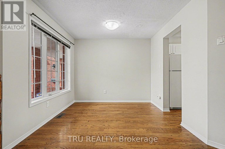 29439627/37-daventry-crescent/longfields/ottawa/ontario/K2J4N6_5