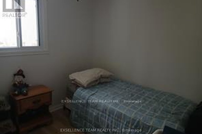 29605196/6803-st-louis-point-road-s/south-glengarry-charlottenburgh-twp/south-glengarry/ontario/K0C2E0_25