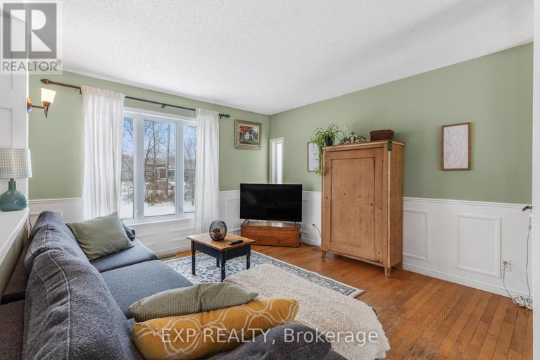 29107612/2690-pattee-road-e/champlain-twp/champlain/ontario/K6A2R2_4