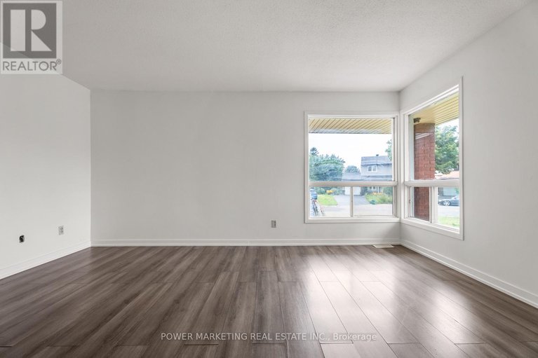 28583636/1631-saxony-crescent/pineview/ottawa/ontario/K1B5K8_11