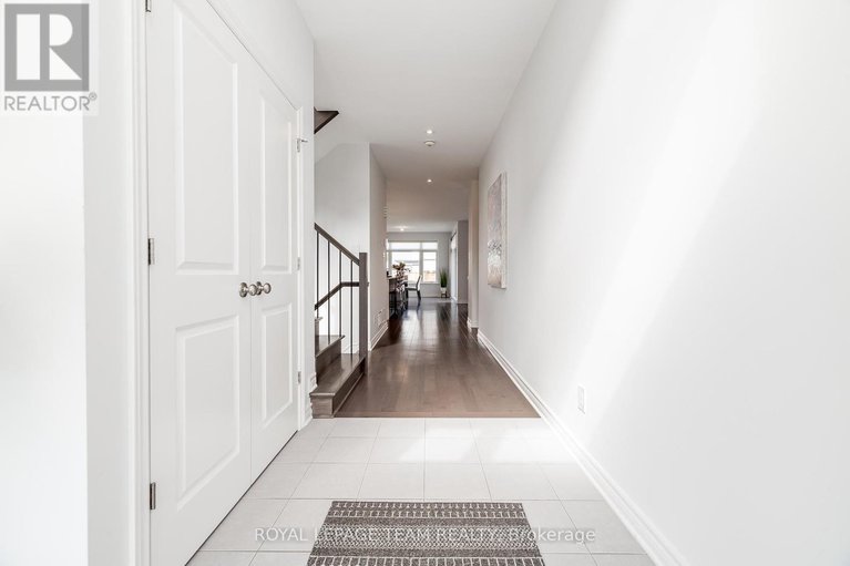 28830744/636-mistwell-lane/riverside-southgloucester-glen/ottawa/ontario/K4M1B2_5