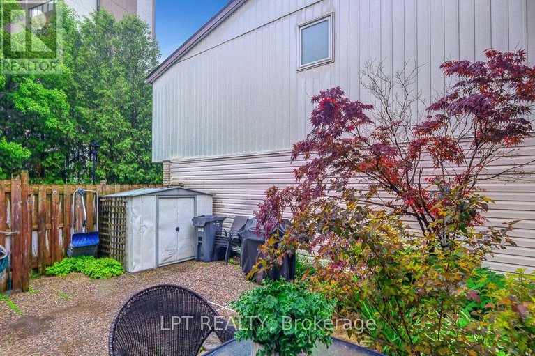 28412774/236-3310-southgate-road/south-keys/ottawa/ontario/K1V8X4_33