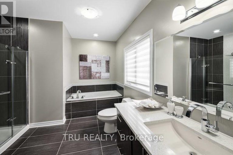 29298216/38-billings-avenue-w/iroquois/south-dundas/ontario/K0E1K0_12