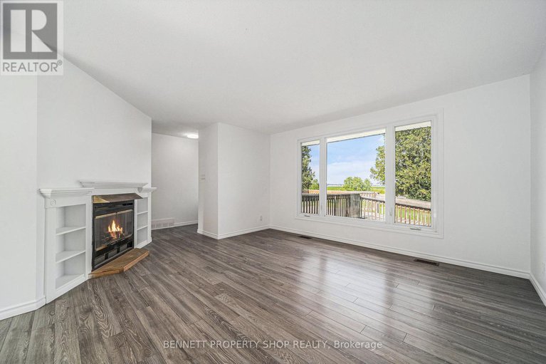 28613601/3316-gregoire-road/osgoode-twp-east-incl-kenmore/ottawa/ontario/K4R1E5_4