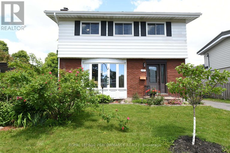 28625415/2117-valley-drive/elmvale-acresurbandale/ottawa/ontario/K1G2P6_2