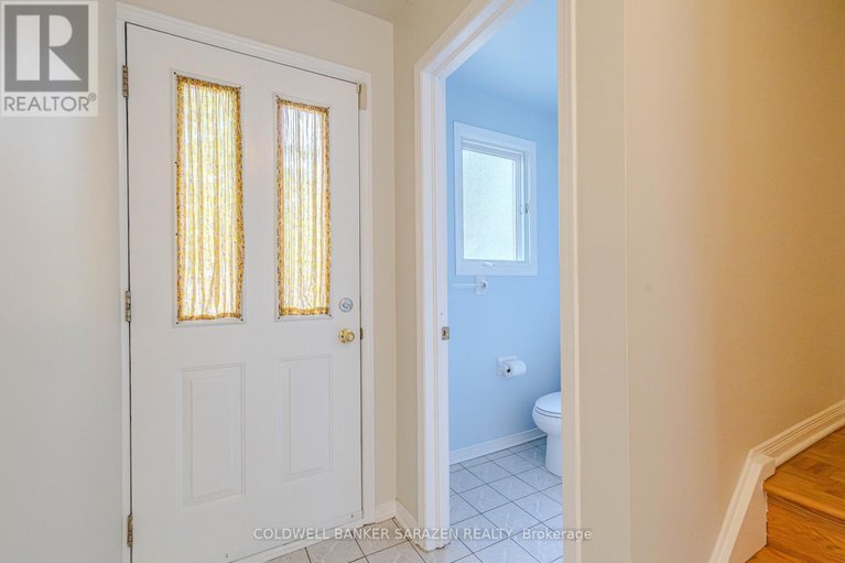 28745998/106-costello-avenue/leslie-park/ottawa/ontario/K2H7C5_4
