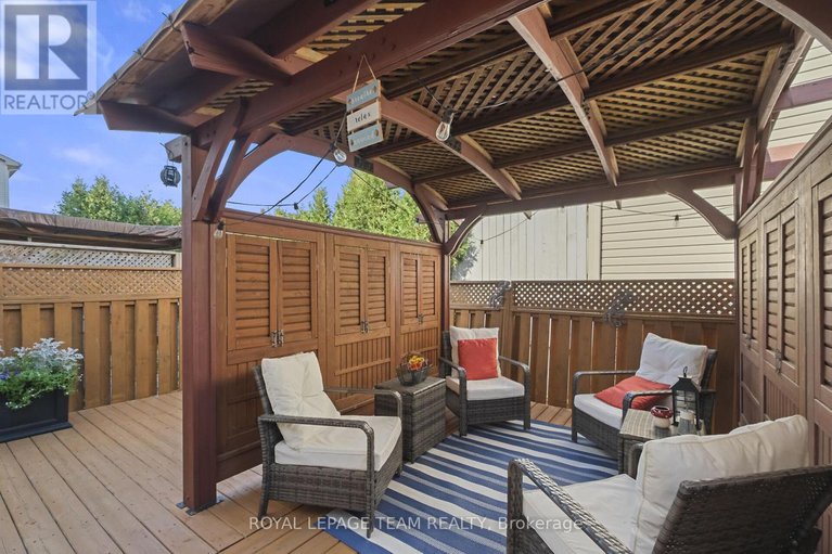 29058960/215-parkrose-private/chatelaine-village/ottawa/ontario/K4A0N8_37