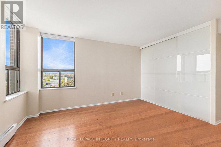28968259/602-50-emmerson-avenue/mechanicsville/ottawa/ontario/K1Y4P7_14