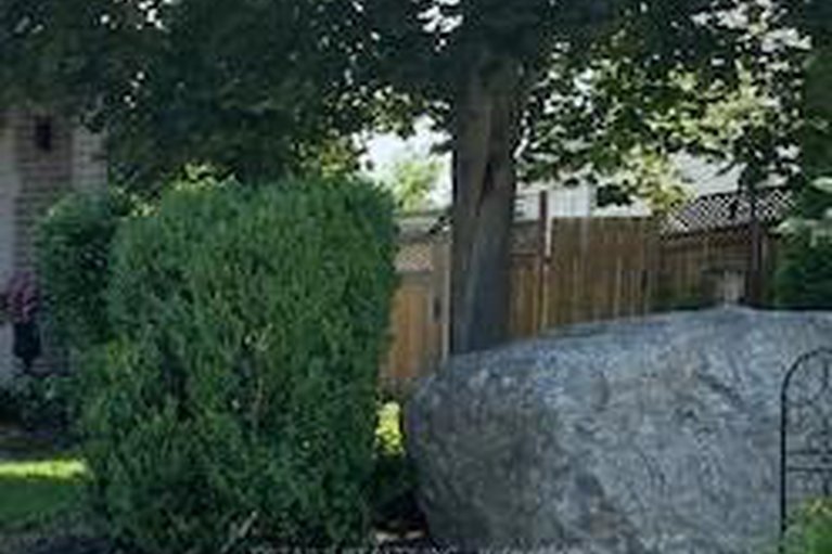 29360558/212-sandra-crescent/town-of-rockland/clarence-rockland/ontario/K4K1R9_31