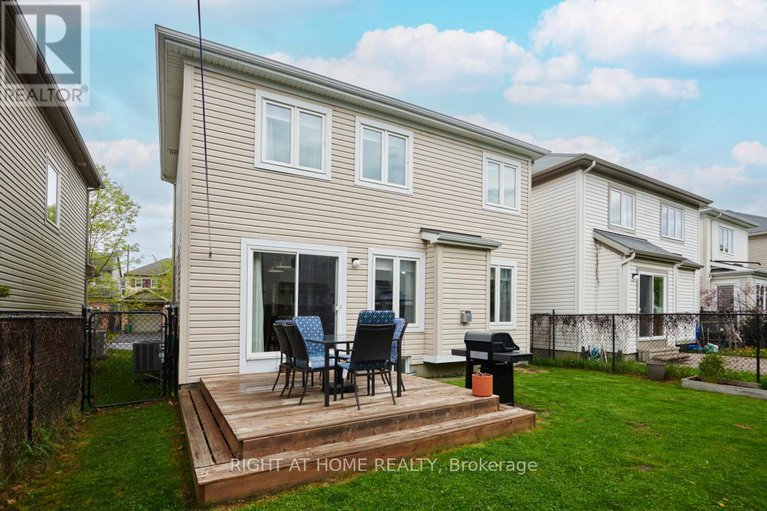 28517168/414-vendevale-avenue/stittsville-north/ottawa/ontario/K2S0M6_30