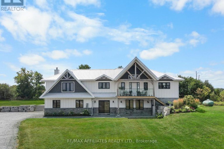 28911074/205-westar-farm-way/remainder-of-stittsville-area/ottawa/ontario/K0A1B0_1