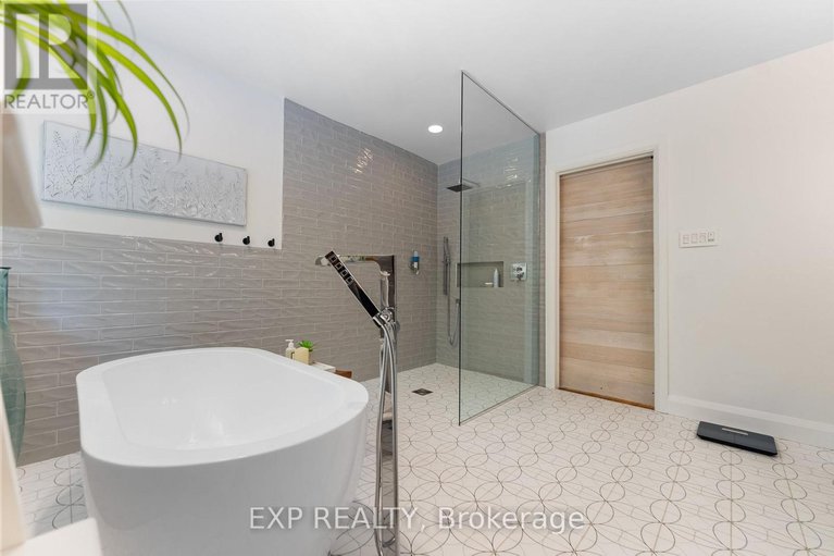 29369417/5759-queenscourt-crescent/manotick-east-to-manotick-station/ottawa/ontario/K4M1K3_37