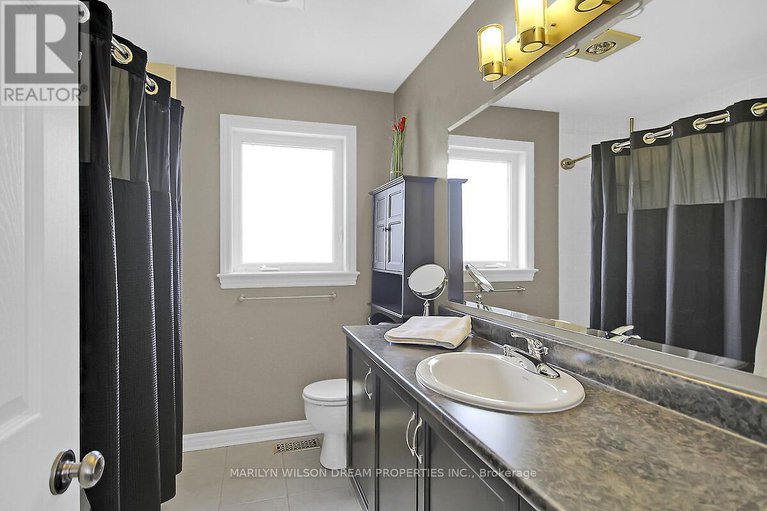 28863144/652-netley-circle/blossom-parkkemp-parkfindlay-creek/ottawa/ontario/K1T0A4_32