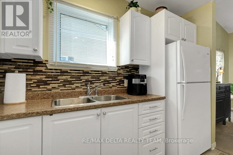 29669163/111-189-eliot-street/town-of-rockland/clarence-rockland/ontario/K4K0G4_16