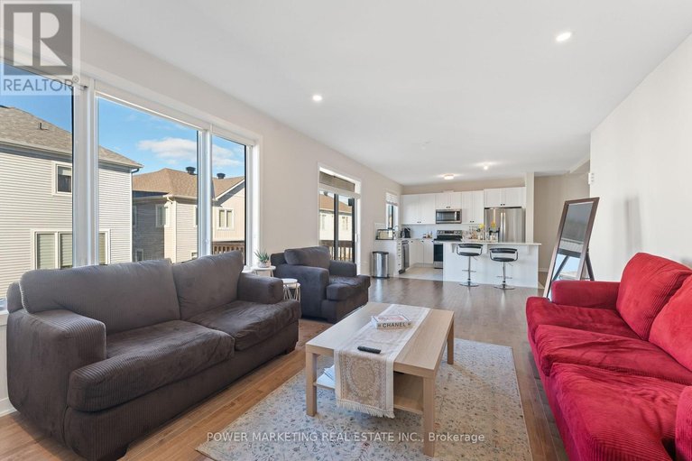 29463576/228-appalachian-circle/half-moon-bay/ottawa/ontario/K2J6X4_13