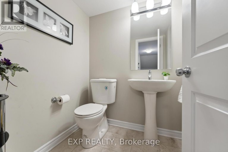 28249300/486-clearbrook-drive/strandherd/ottawa/ontario/K2J0H9_10