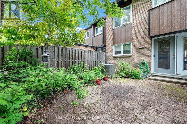 28649697/108-1900-marquis-avenue/beaconwood/ottawa/ontario/K1J8J2_28