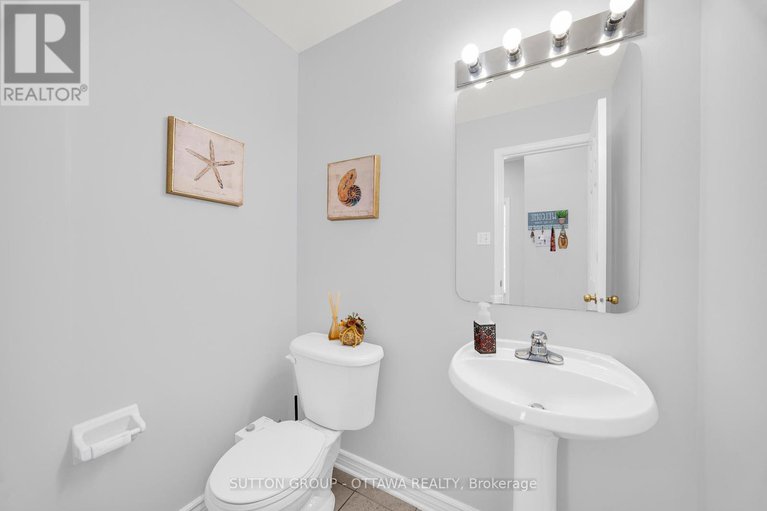28859545/11-baypointe-crescent/barrhaven-east/ottawa/ontario/K2G6T8_38