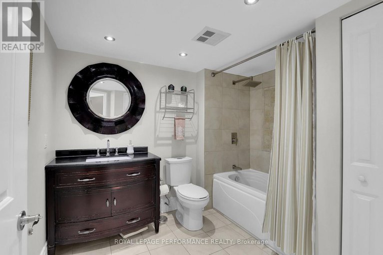 29432607/2708-545-st-laurent-boulevard/viscount-alexander-park/ottawa/ontario/K1K4H9_17